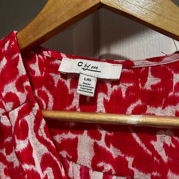 Lot of four  Women’s summer/spring tops - all size large. - Picture 10 of 16